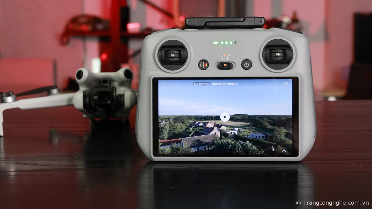 Trên tay nhanh DJI Mini 4 Pro