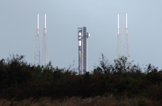 SpaceX chuẩn bị phóng Starlink 10-54 và ra mắt cổ phiếu trên Nasdaq