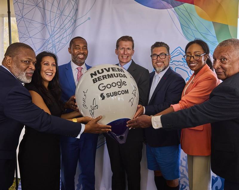 Bermuda Chào Đón Hệ Thống Cáp Ngầm Của Google