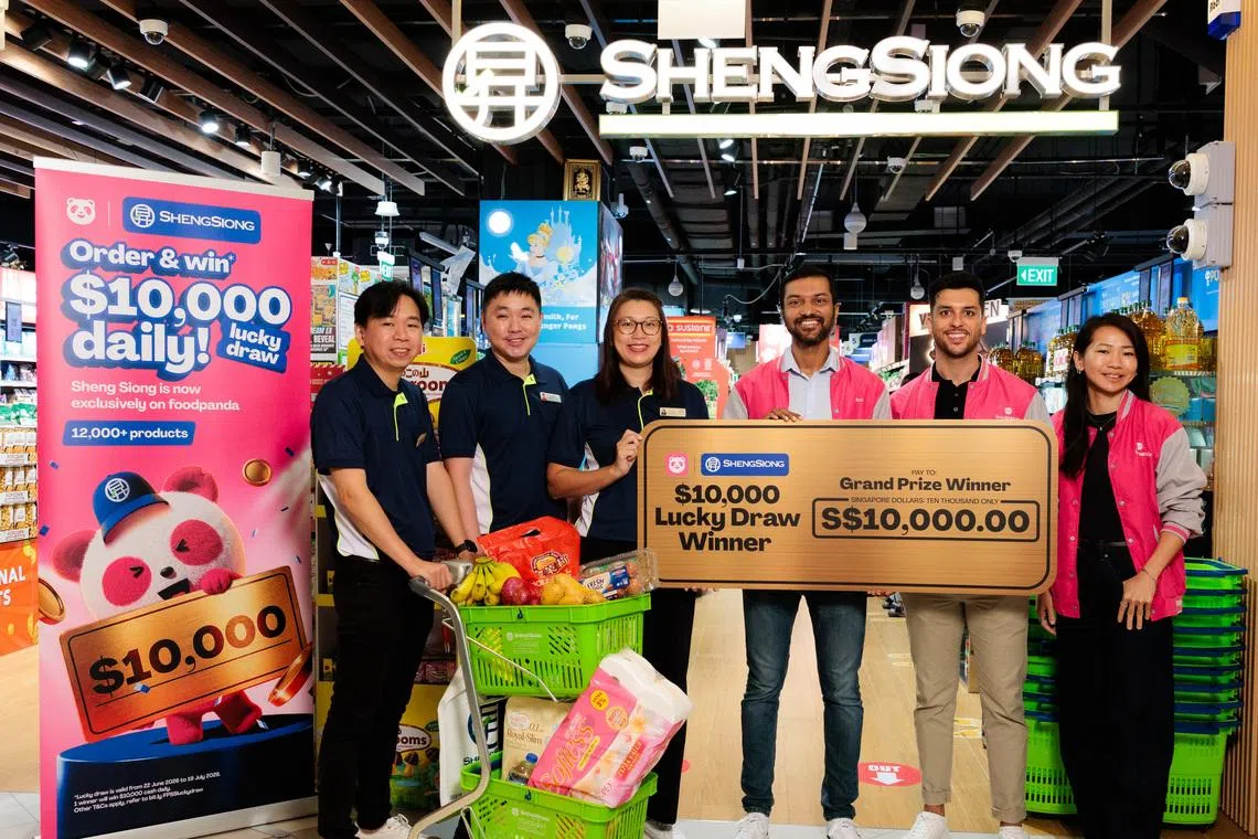 Sheng Siong và Foodpanda hợp tác ra mắt dịch vụ giao hàng tạp hóa theo yêu cầu