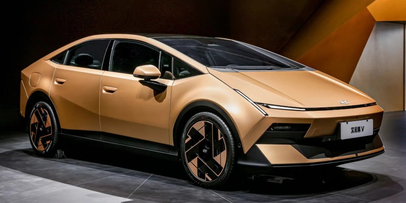 Thông số kỹ thuật Hyundai Ioniq V: Công suất 225 mã lực, phạm vi di chuyển lên đến 650 km