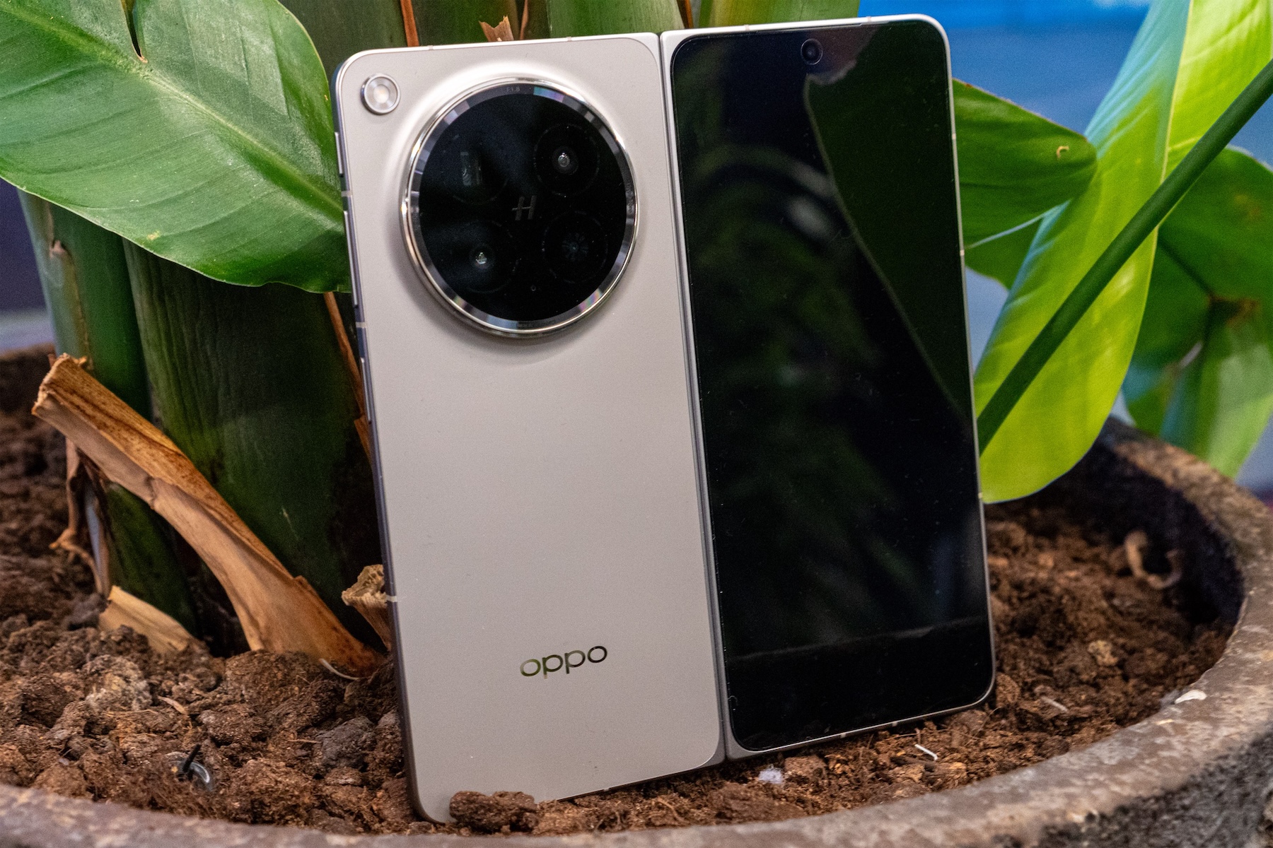 Chi tiết thiết kế của Oppo Find N7 bị rò rỉ