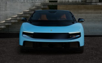 Ferrari Luce cháy hàng tại Trung Quốc bất chấp tranh cãi về thiết kế