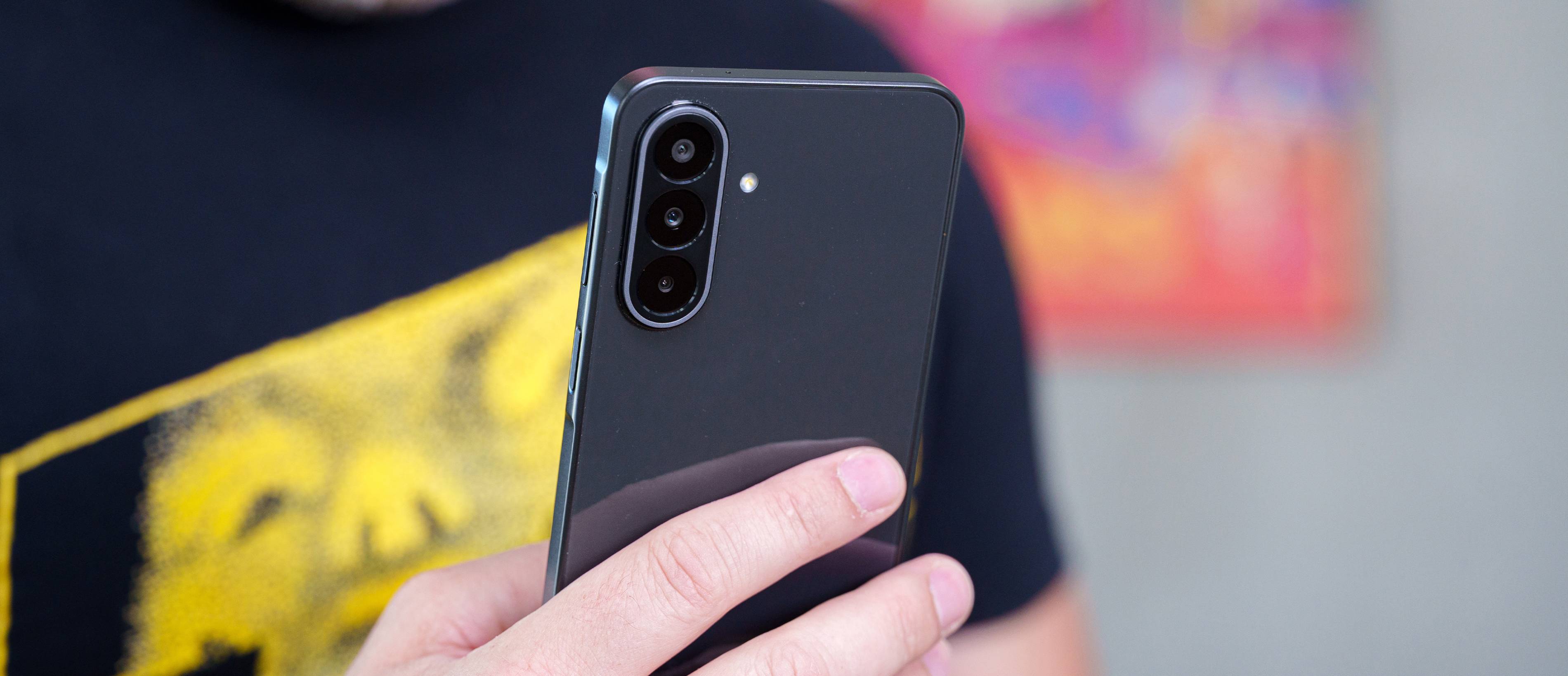 Đánh giá Samsung Galaxy A27: Sự thay đổi đáng chú ý