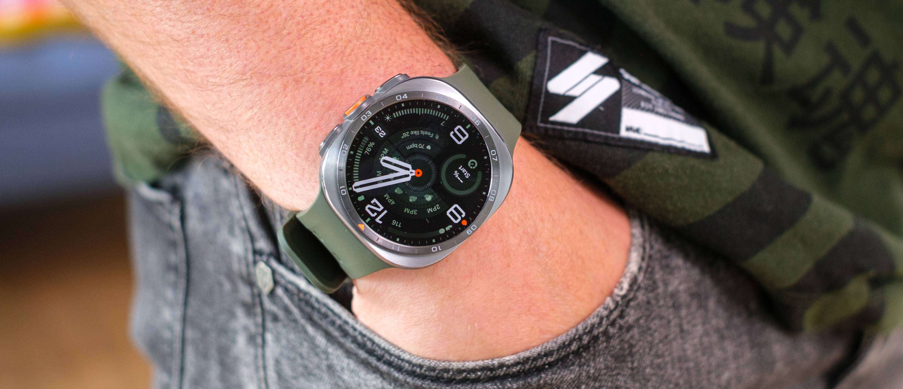 Đánh giá Samsung Galaxy Watch Ultra2: Thời gian sử dụng pin ấn tượng