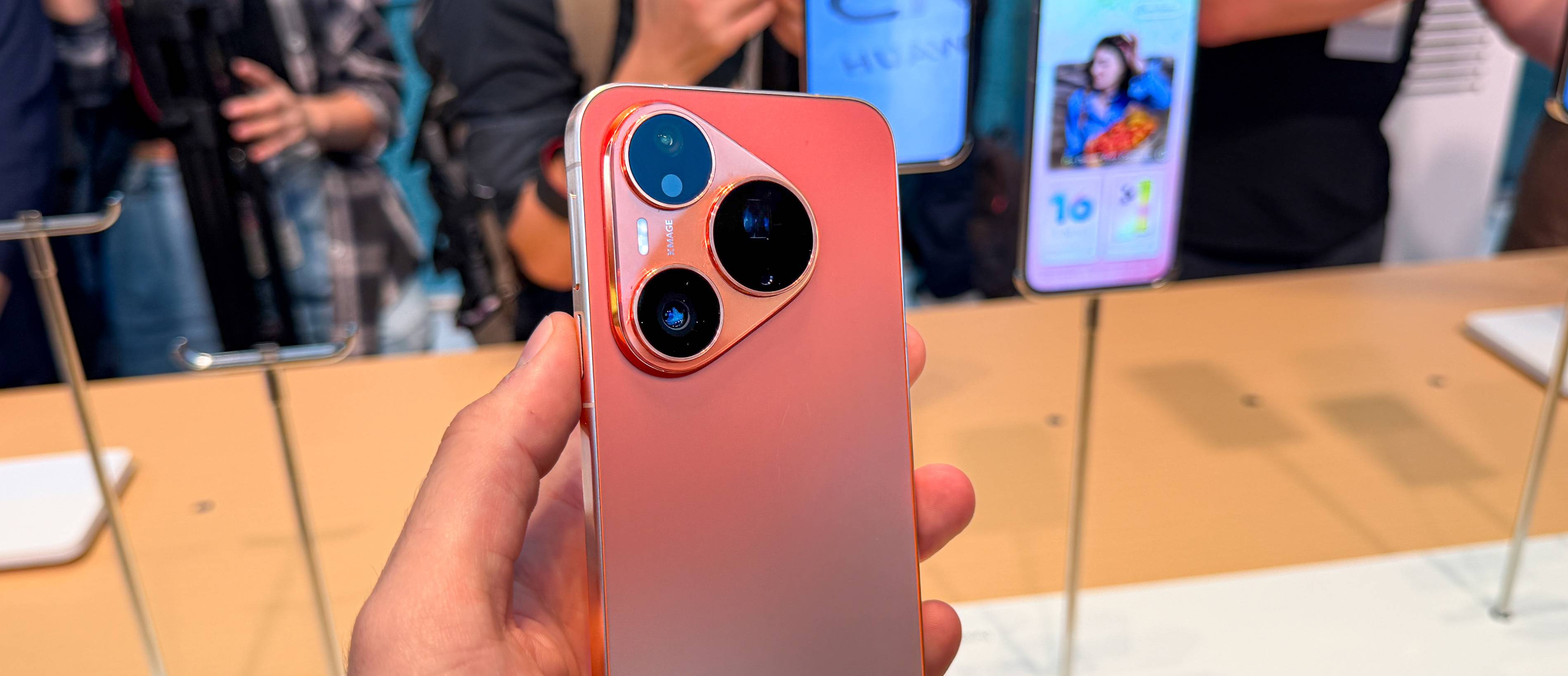 Huawei Pura 90s Pro: lựa chọn nhỏ gọn hơn trong bộ đôi mới
