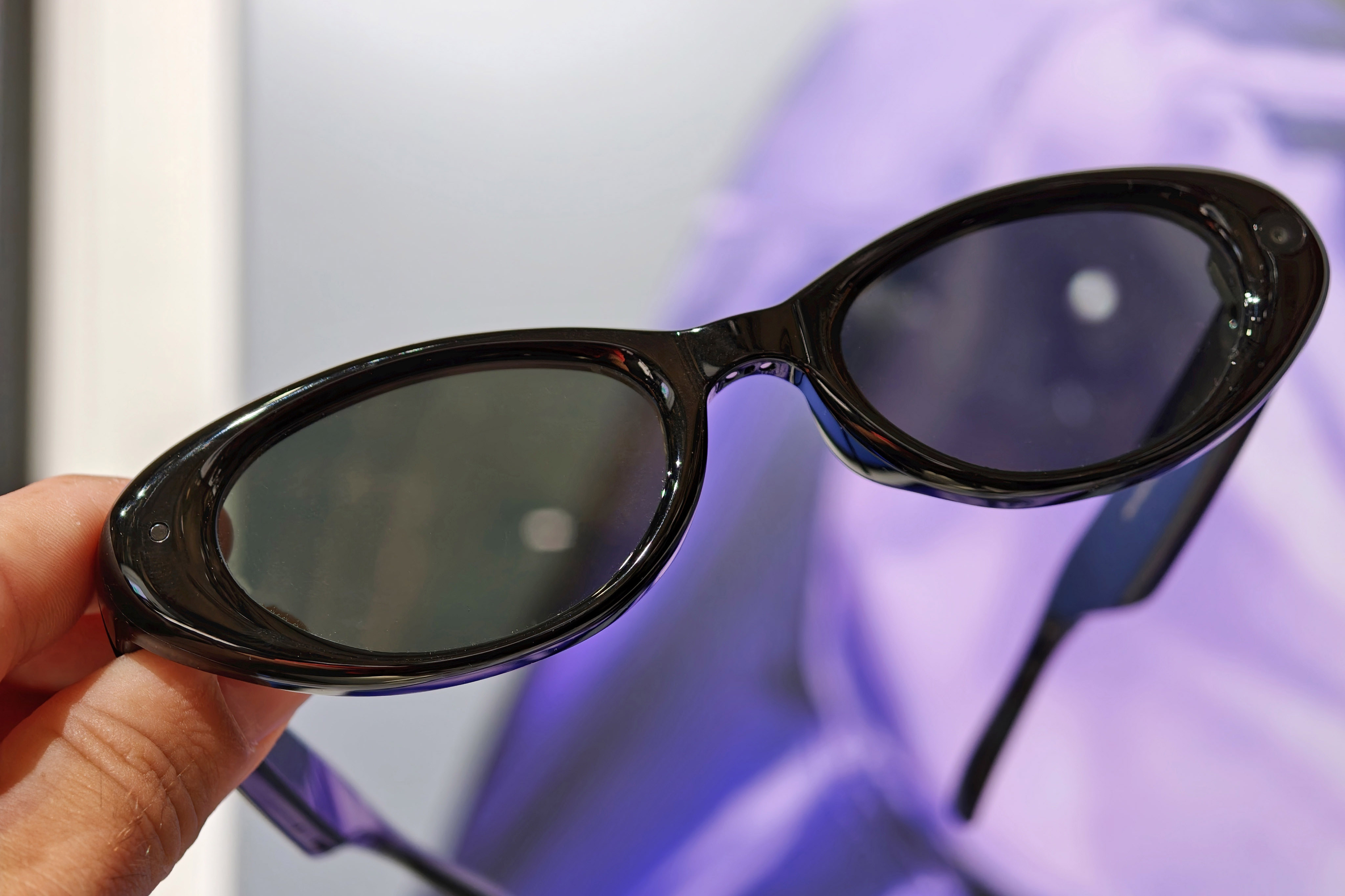Samsung ra mắt kính thông minh Gentle Monster và Warby Parker