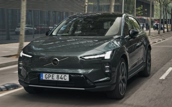 Volvo bắt đầu giao xe EX60 tại châu Âu