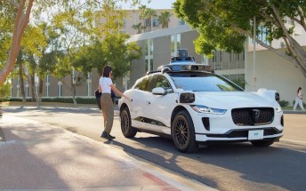 Dallas đón Waymo, London đón Uber và Wayve - thực tế hai tốc độ của taxi tự lái