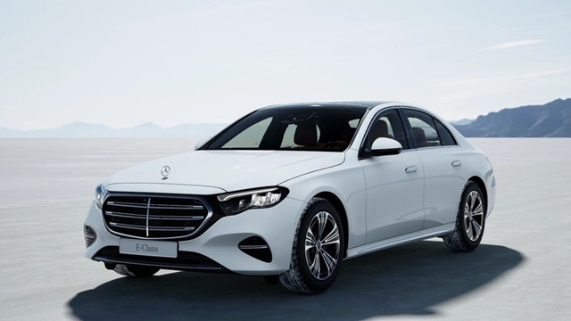 Mercedes-Benz mở rộng bảo hành cho E-Class 2026