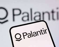 Palantir nâng dự báo doanh thu nhờ nhu cầu ổn định cho phân tích dữ liệu AI