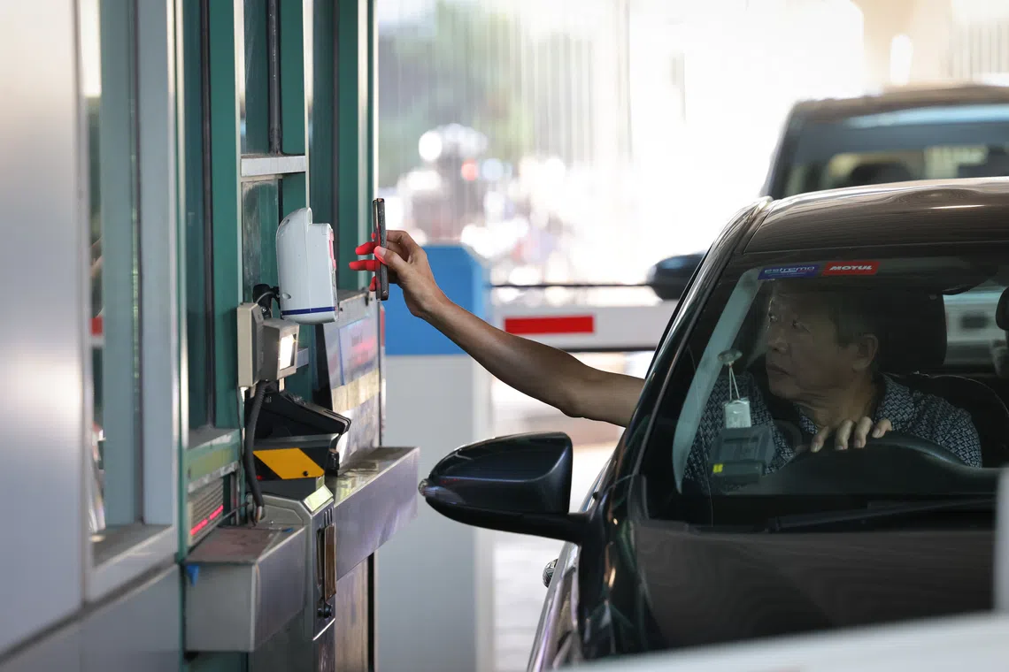Tuas Checkpoint sẽ đóng lane ô tô từ 1/9 để triển khai hệ thống nhập cảnh tự động