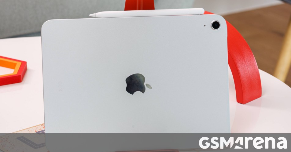 iPad giá rẻ kế nhiệm lộ thông số từ mã Apple