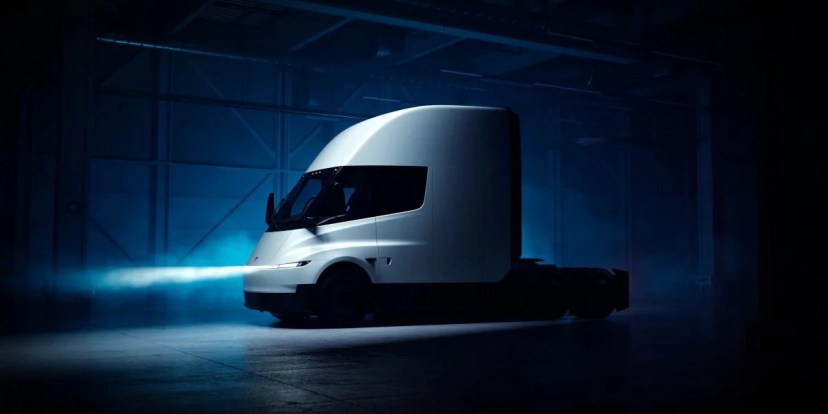 Tesla Semi chính thức sản xuất tại Nevada, mục tiêu 50.000 xe mỗi năm