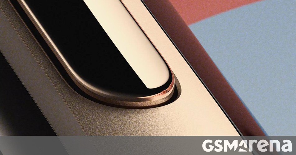 Google xác nhận Fitbit Edge, hé lộ ngày ra mắt 12/10