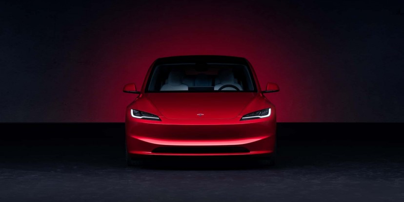Tesla nâng cấp Model 3 tại Mỹ với màn hình 16 inch